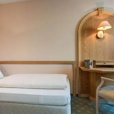 Boutique By Empa 3*