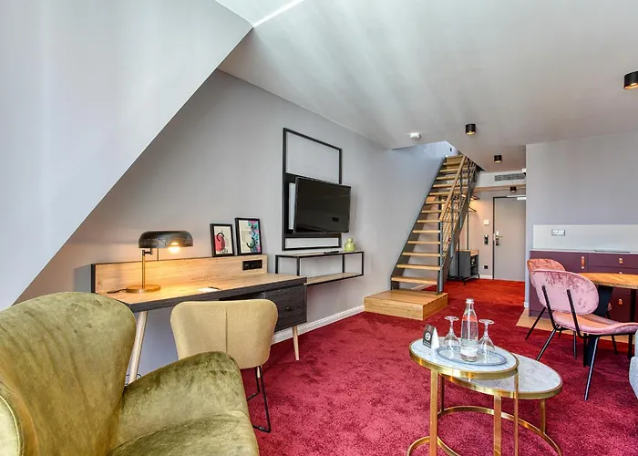 Centro Stern City, Trademark Collection By Wyndham 3*