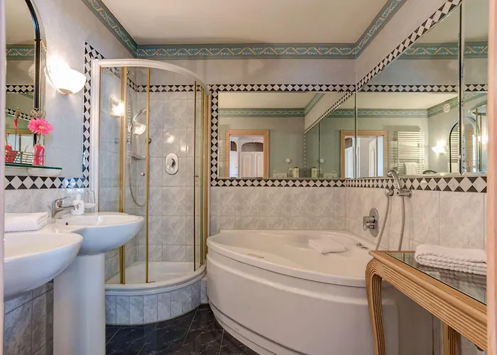 Centro Stern City, Trademark Collection By Wyndham Отель 3*