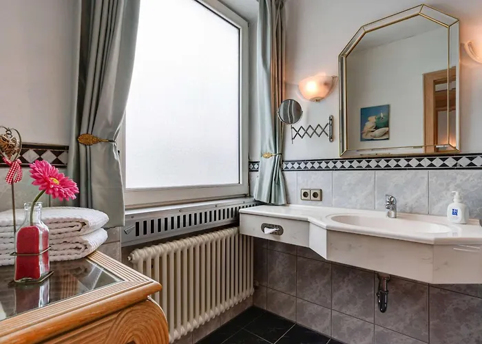 Centro Stern City, Trademark Collection By Wyndham