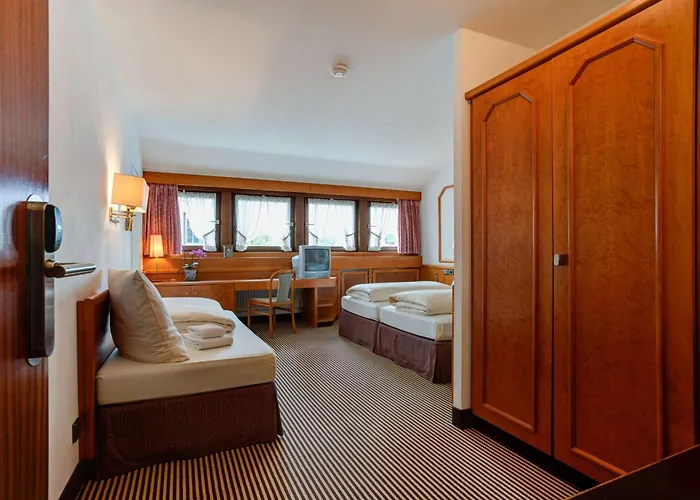 Centro Stern City, Trademark Collection By Wyndham Ульм