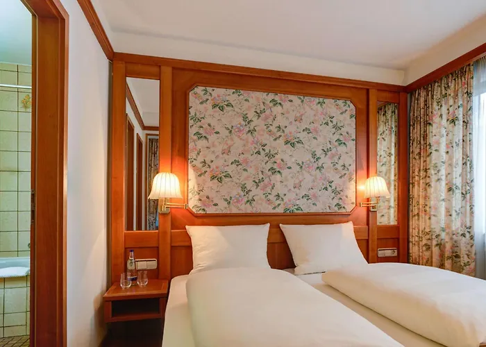 Centro Stern City, Trademark Collection By Wyndham Ульм