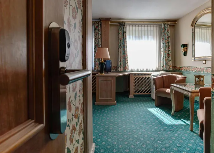 Centro Stern City, Trademark Collection By Wyndham Отель