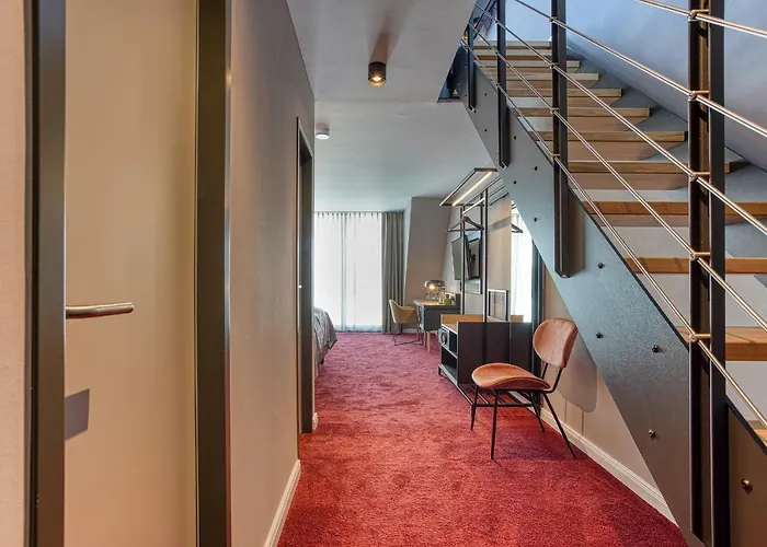 Centro Stern City, Trademark Collection By Wyndham 3* Ульм